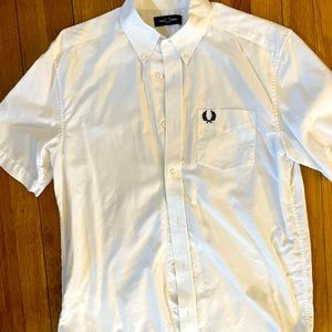 Fred Perry short sleeve dress shirt in EUC